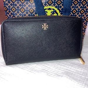 Brand New Tory Burch continental wallet